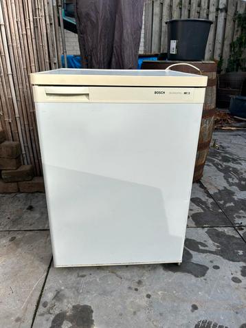 Bosch economy diepvries beschikbaar voor biedingen