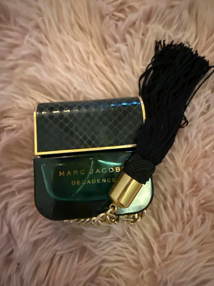 Marc Jacobs Decadence Parfum Limited, Sieraden, Tassen en Uiterlijk, Uiterlijk | Parfum, Zo goed als nieuw, Ophalen of Verzenden