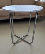 Vintage Gispen bijzettafel - rond tafeltje bauhaus, Metaal of Aluminium, Rond, 55 tot 75 cm, Ophalen