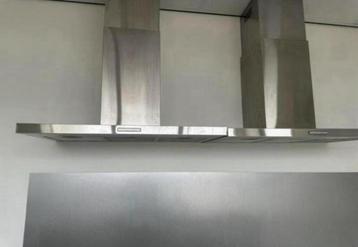 2 wandafzuigkappen FHK923INOX EXQUISIT beschikbaar voor biedingen