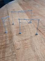 Bovenleidingportalen N spoorbaan ter decoratie, Hobby en Vrije tijd, Modeltreinen | N-Spoor, Verzenden
