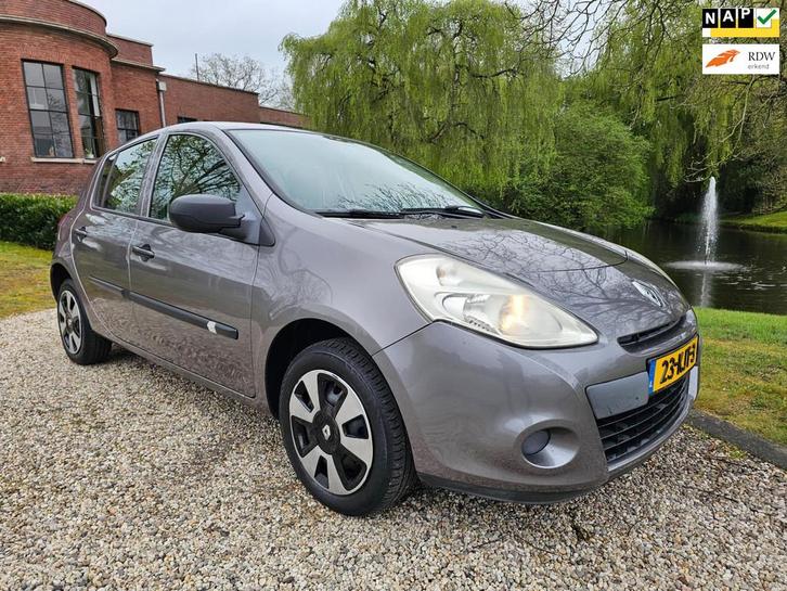 Renault Clio 1.2 Special Line 5-deurs AIRCO/navi, Auto's, Renault, Bedrijf, Te koop, Clio, Airbags, Centrale vergrendeling, Elektrische ramen