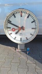 Prachtige grote stationsklok Mobatime Stations klok 67cm, Ophalen, Wandklok, ., Zo goed als nieuw