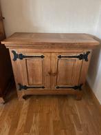 Massief eikenhouten kastje met metaal beslag, Ophalen, Gebruikt