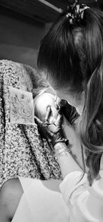 Tattoo nodig?, Ophalen of Verzenden, Zo goed als nieuw