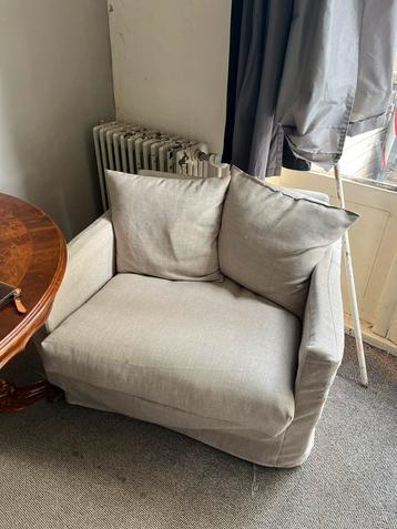 2x grote zitstoelen beige / grijs kleur