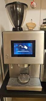 schaerer Coffee Barista One met bonen, melktopping en cacao beschikbaar voor biedingen