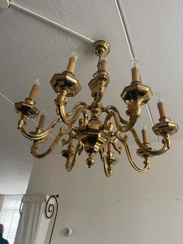 Gouden kroonluchter in goede staat zeer zwaar! beschikbaar voor biedingen