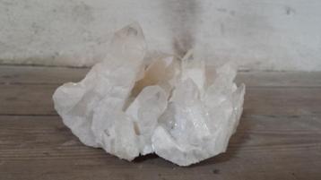 Witte Fantoomkwarts Cluster / Druzy Kwarts Kristal beschikbaar voor biedingen