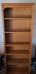 Zeer nette boekenkast, Ophalen of Verzenden, Zo goed als nieuw, 25 tot 50 cm, 50 tot 100 cm