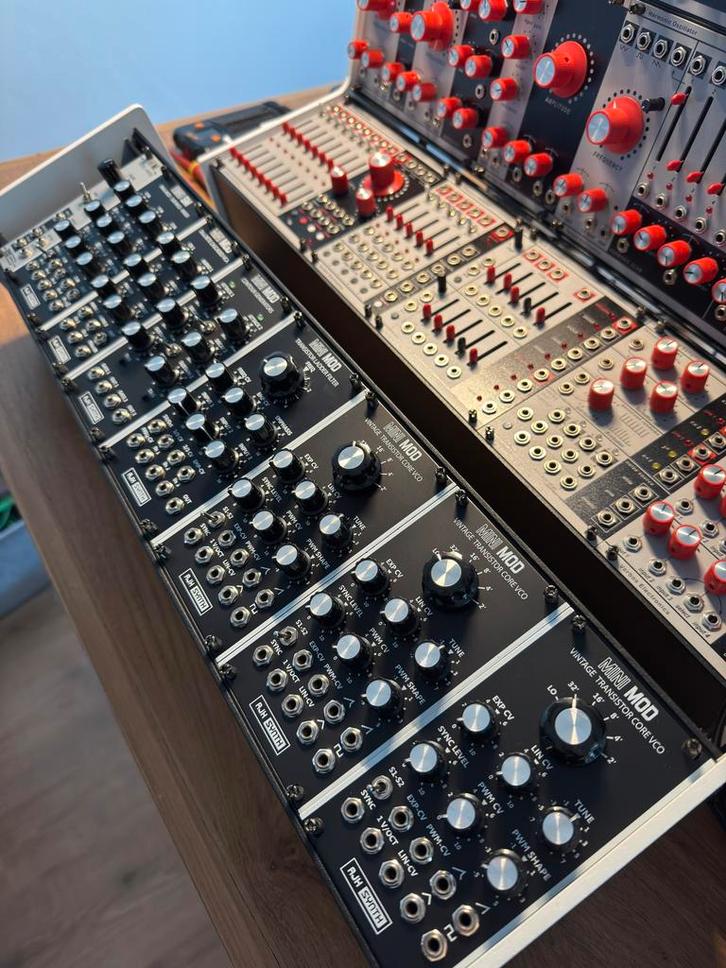 AJH Synth - Eurorack Minimoog, Muziek en Instrumenten, Synthesizers, Zo goed als nieuw, Overige aantallen, Overige merken, Ophalen of Verzenden
