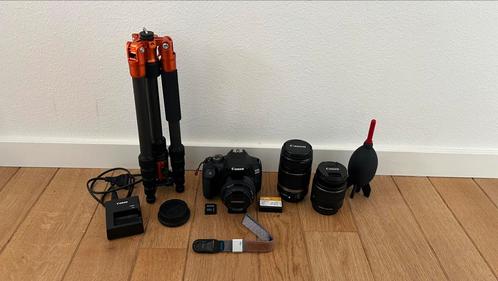 Complete set EOS2000D, Audio, Tv en Foto, Fotocamera's Digitaal, Zo goed als nieuw, Canon, Ophalen