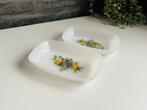 Set 2 Arcopal Fruits de France ovenschalen vintage opaalglas, Huis en Inrichting, Keuken | Servies, Ophalen of Verzenden, Overige stijlen