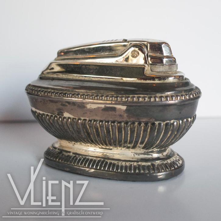 Vintage Engelse Ronson verzilverde aansteker, tafelaansteker, Verzamelen, Rookartikelen, Aanstekers en Luciferdoosjes, Gebruikt