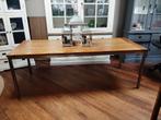 Prachtige teakhouten eettafel aluminium onderstel 220 cm, Ophalen, Zo goed als nieuw, Industrieel