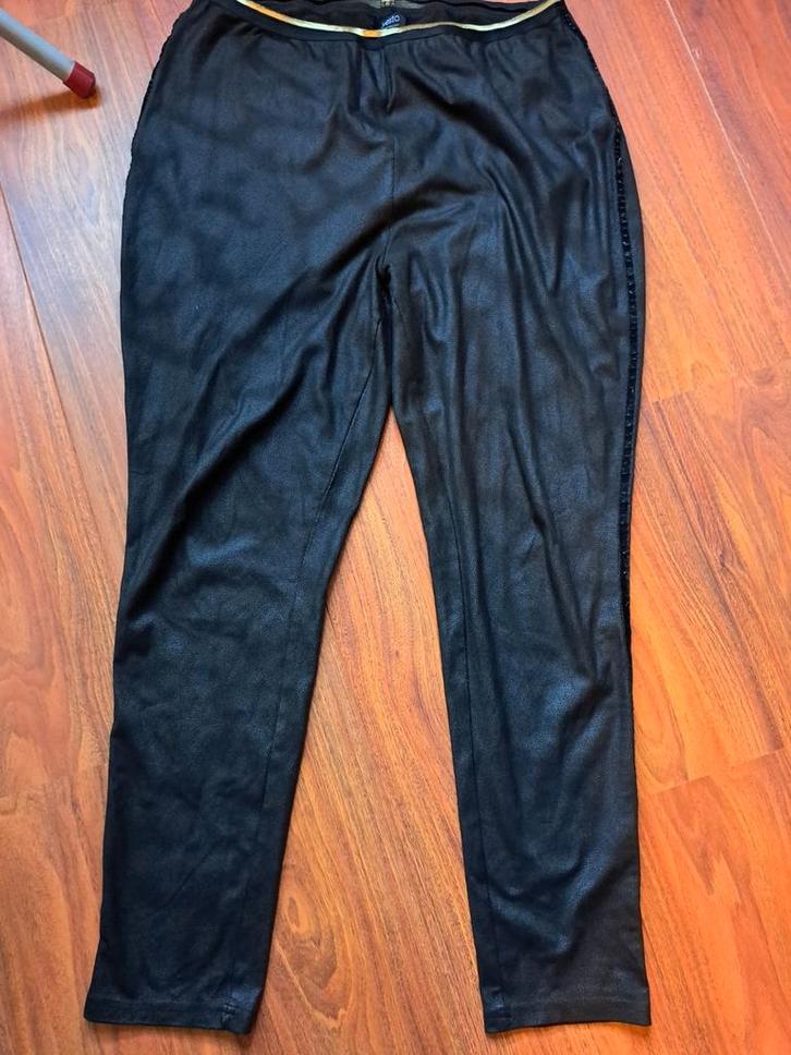 Yesta Tregging zwart maat 48, Kleding | Dames, Broeken en Pantalons, Zo goed als nieuw, Maat 46/48 (XL) of groter, Zwart, Lang