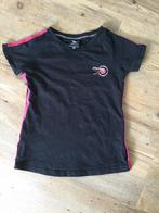 Zwart met roze meisjes sportshirt van Osaga in maat 128., Meisje, Osaga, Ophalen of Verzenden, Sport- of Zwemkleding