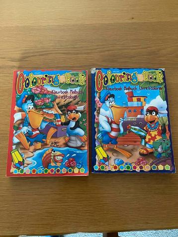 2 kleurboeken beschikbaar voor biedingen