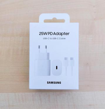 samsung 25 watt adapter snellader + USB-C naar USB-C kabel beschikbaar voor biedingen