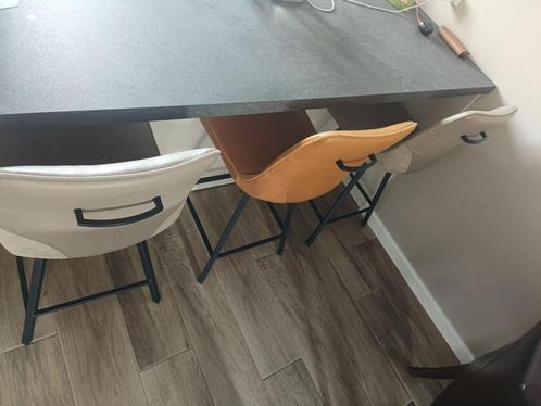 Drie draaibare barkrukken, Huis en Inrichting, Barkrukken, Gebruikt, 60 tot 90 cm, 3 krukken, Met voetsteun, Draaibaar, Ophalen