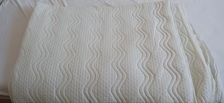 Nette gewassen hoes voor topper 180 x 200, Huis en Inrichting, Slaapkamer | Beddengoed, Gebruikt, Tweepersoons, Wit, Ophalen of Verzenden