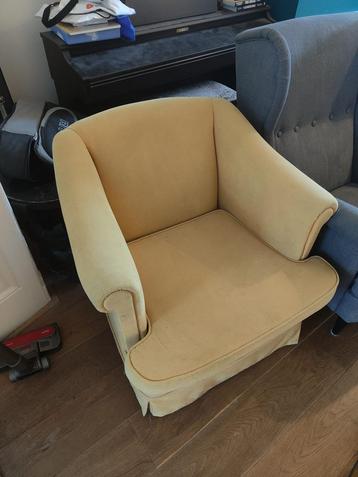 Gele fateuil/Yellow armchair beschikbaar voor biedingen
