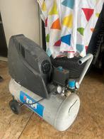 Compressor Ferm 24 L, Doe-het-zelf en Verbouw, Compressors, Ophalen, Gebruikt, 6 tot 10 bar, Minder dan 200 liter/min
