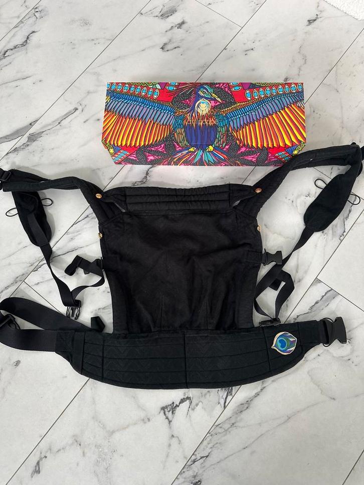 Artipoppe Zeitgeist Baby Arrow Zorro Draagzak, Kinderen en Baby's, Babydragers en Draagdoeken, Zo goed als nieuw, Draagzak, Buik of Rug