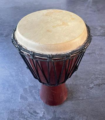 Djembe beschikbaar voor biedingen