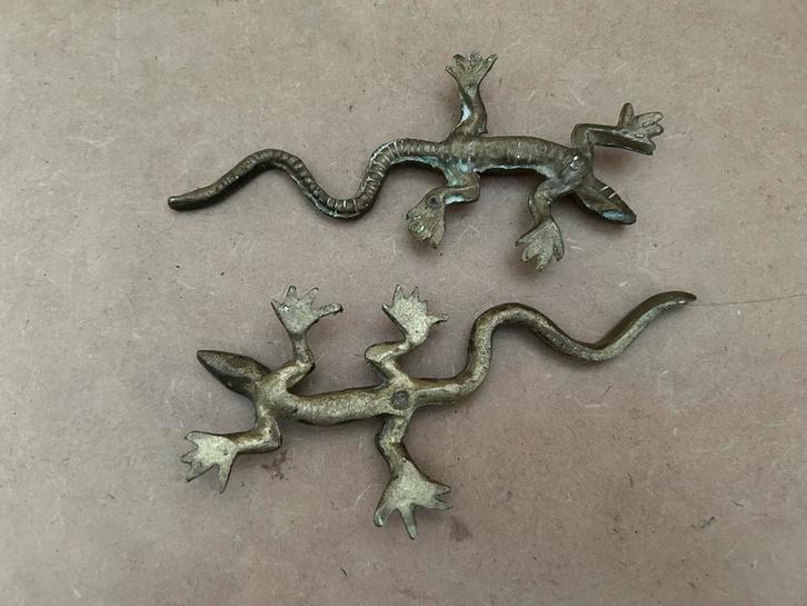 Messing salamander/ hagedis 2 stuks, Antiek en Kunst, Antiek | Koper en Brons, Ophalen
