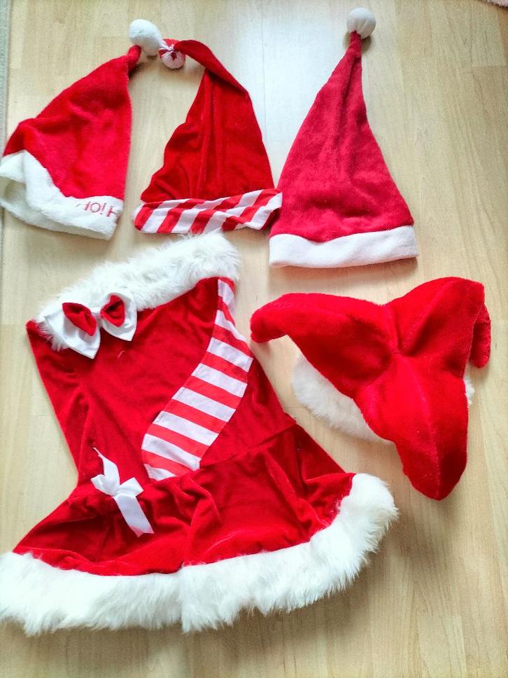 kerst en carnavals kleding bij elkaar in 1 koop als nieuw S, Diversen, Kerst, Zo goed als nieuw, Ophalen