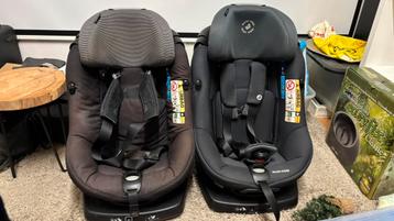 2 Maxi Cosi Axissfit draaibare autostoelen. beschikbaar voor biedingen