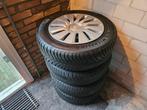 Michelin 16 inch Skoda autobanden + Velgen 30.000 km gereden, Auto diversen, Wieldoppen, Ophalen of Verzenden, Zo goed als nieuw