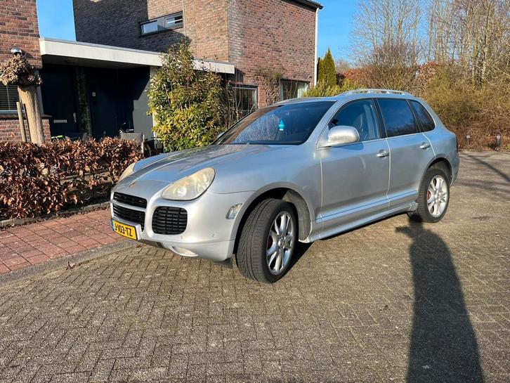 Porsche Cayenne Turbo 2004 4,5L V8, Auto's, Porsche, Particulier, Benzine, Stationwagon, Automaat, Geïmporteerd, Zilver of Grijs