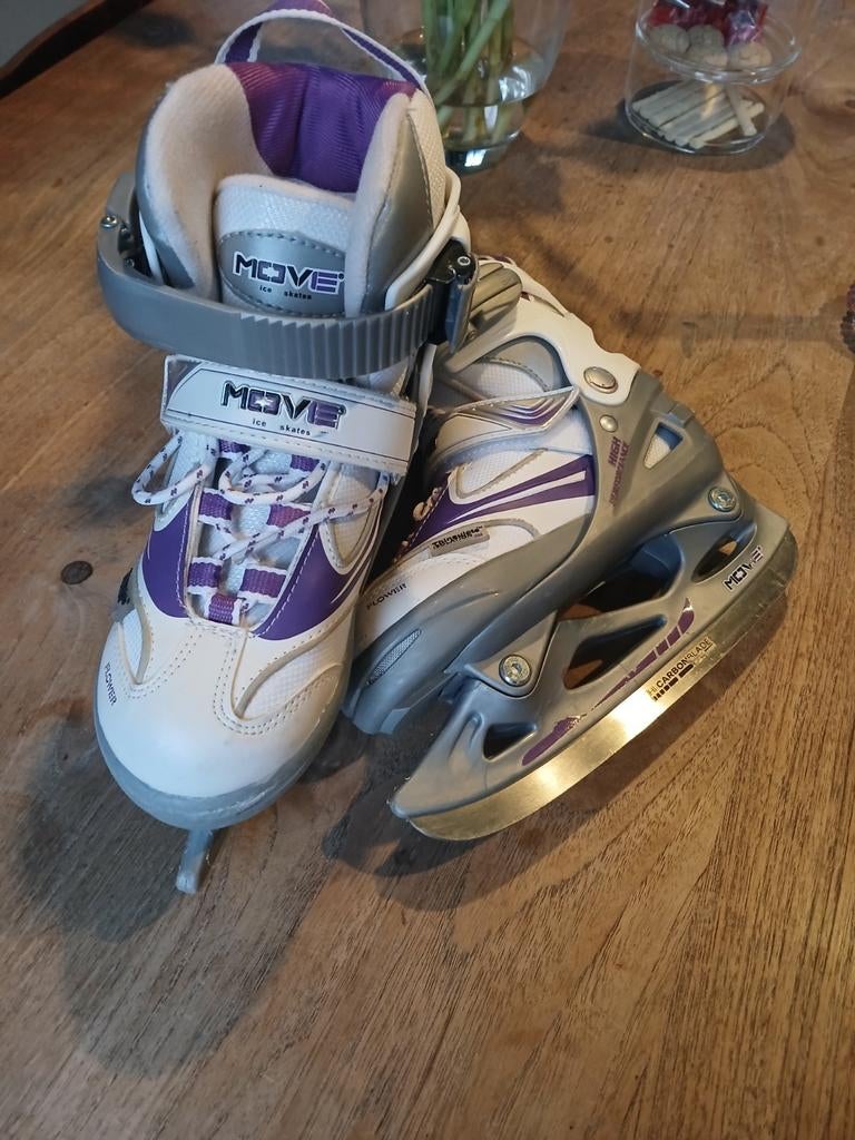 Schaatsen IZGST! Mt 28-31, Sport en Fitness, Schaatsen, Ophalen of Verzenden, Zo goed als nieuw, IJshockeyschaatsen, Overige merken