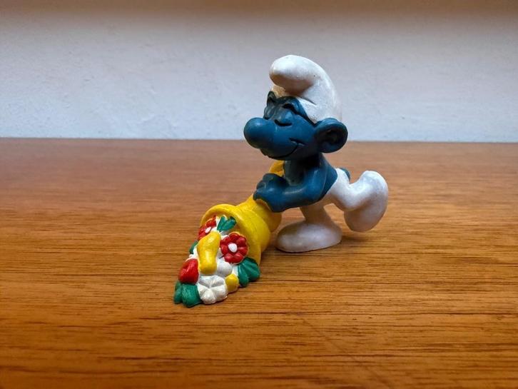 Smurf met hoorn des overvloeds, Verzamelen, Smurfen, Gebruikt, Poppetje, Figuurtje of Knuffel, Overige Smurfen, Ophalen of Verzenden