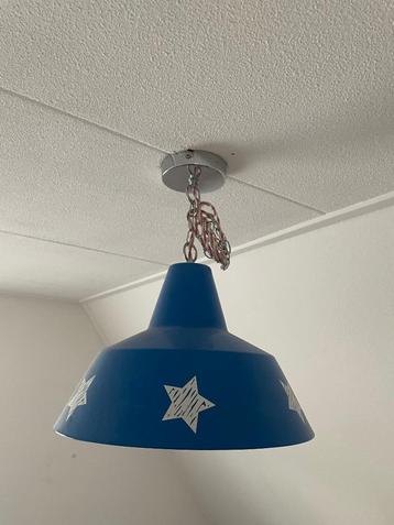 Stoere hanglamp blauw met sterren van Lief!