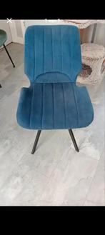 Gezocht 1 eetkamerstoel in de kleur blauw, Huis en Inrichting, Stoelen, Ophalen of Verzenden, Zo goed als nieuw, Blauw