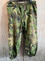 Woodland regenbroek camouflage defensie, Ophalen of Verzenden, Landmacht, Nederland, Kleding of Schoenen