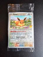 Eevee PRE 074/131 (Pokemon Day 2025 Promo, Prismatic Evol. ), Ophalen of Verzenden, Nieuw, Losse kaart, Foil