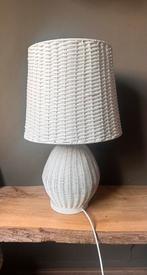 Rieten lamp, Huis en Inrichting, Lampen | Tafellampen, Ophalen, Zo goed als nieuw, Minder dan 50 cm
