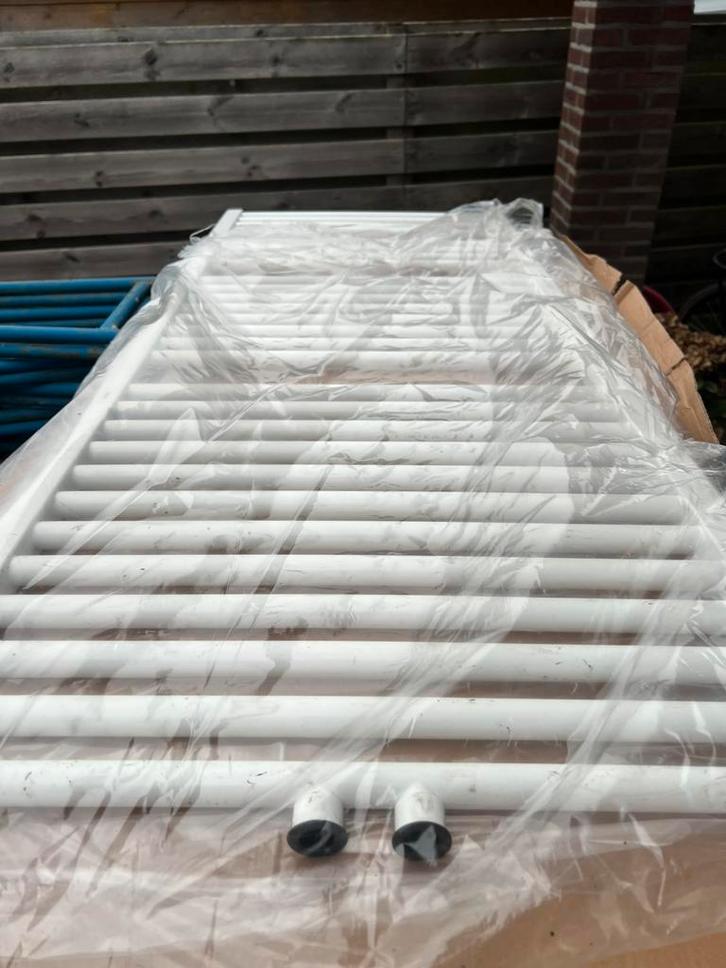 Design radiator, Doe-het-zelf en Verbouw, Verwarming en Radiatoren, Radiator, 80 cm of meer, Minder dan 60 cm, Ophalen