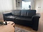 Gratis Zwarte lederen bank - Driepersoons, Ophalen, Gebruikt, Driepersoons, Rechte bank