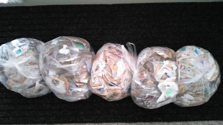 Grote zak met postzegels, Postzegels en Munten, Postzegels | Toebehoren, Overige typen, Ophalen of Verzenden