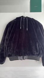 Zara Zwarte winterjas, Kleding | Dames, Ophalen of Verzenden, Zo goed als nieuw, Maat 38/40 (M), Zwart