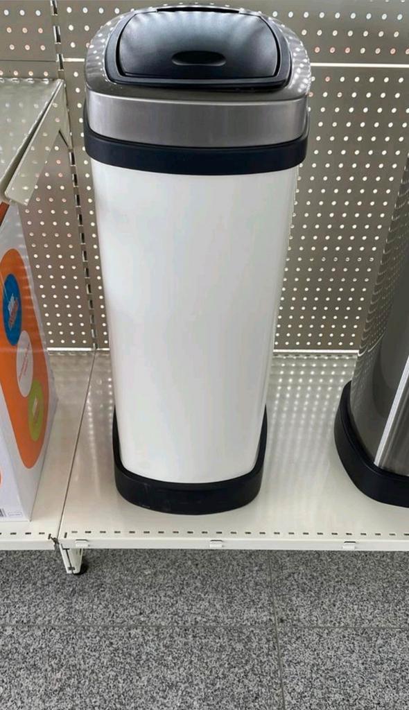 Nieuw! 4 verschillende Prullenbakken/ Pedaalemmers:, Huis en Inrichting, Woonaccessoires | Prullenbakken, Nieuw, Overige materialen