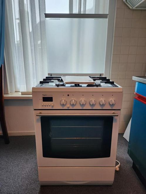 Pelgrim PF739wit vrijstaand gecombineerd fornuis, Witgoed en Apparatuur, Fornuizen, Gebruikt, Vrijstaand, Gas, 4 kookzones, 85 tot 90 cm