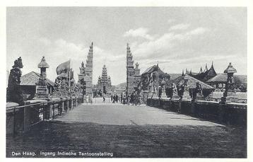 ANSICHTKAART DEN HAAG INGANG INDISCHE TENTOONSTELLING. beschikbaar voor biedingen