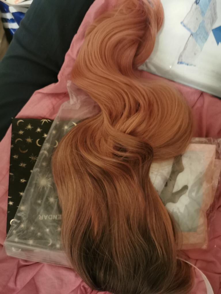 Nieuw in verpakking pruik lang haar, Ophalen of Verzenden, Nieuw, Pruik of Haarverlenging