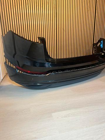 Audi q8 achterbumper zwart beschikbaar voor biedingen